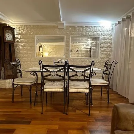 Apartament Studio A Cote Du Bourget
